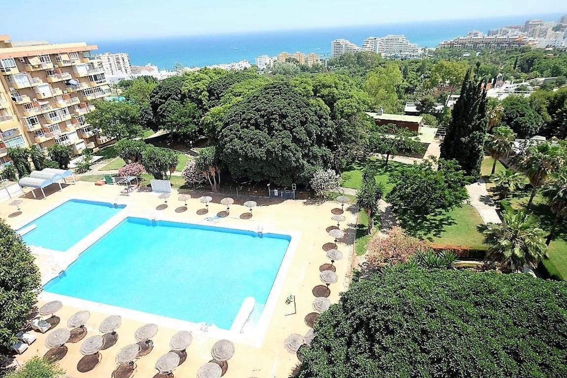 Aguila Sea View Benalmadena Apartment Luaran gambar
