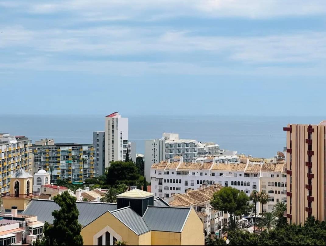 Aguila Sea View Benalmadena Apartment Luaran gambar